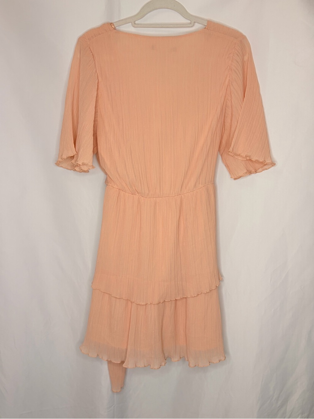 Zara NWT Textured Wrap Mini Dress Peach Blush Tiered Ruffle Size Large - Picture 3 of 9